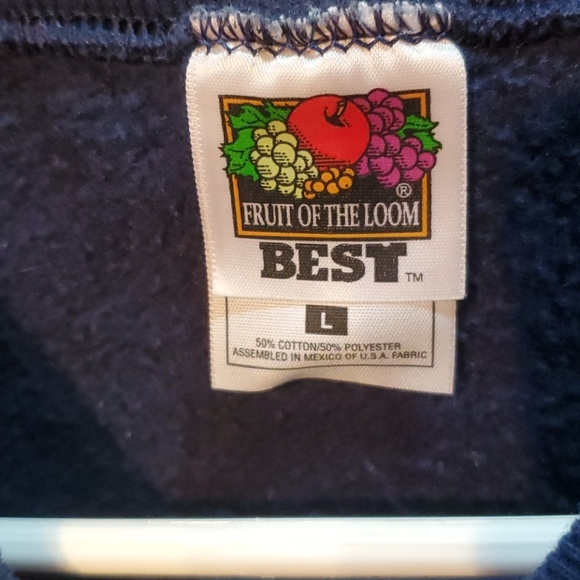 Sweatshirt - Picture 2 of 3